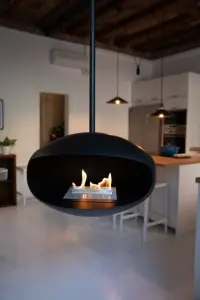 Cocoon Aeris  - Black with Black Pole